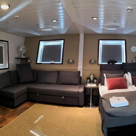 Hotel Hotellilaiva Wuoksi 3*