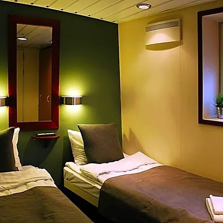 ホテル Hotellilaiva Wuoksi