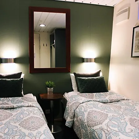 Hotellilaiva Wuoksi ホテル 3*